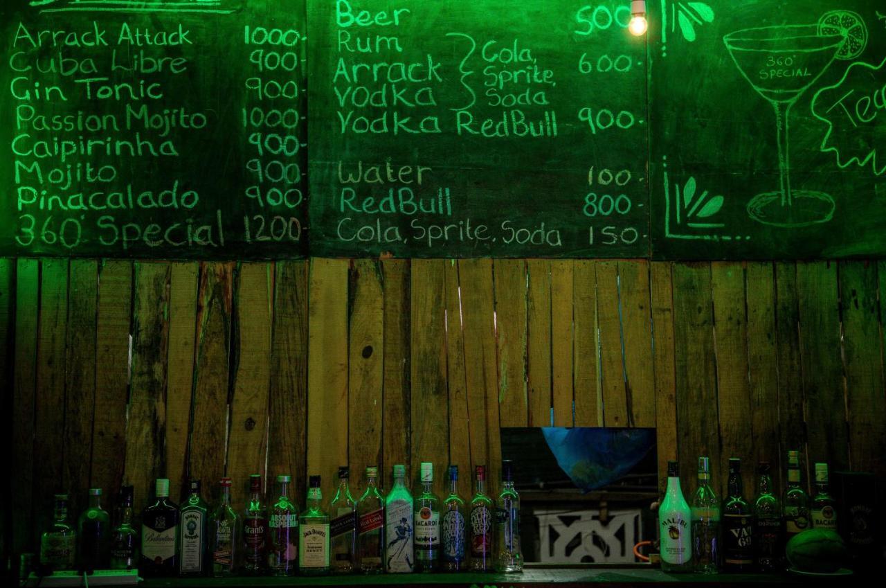 Beach Break Surf Hostel Уелигама Екстериор снимка